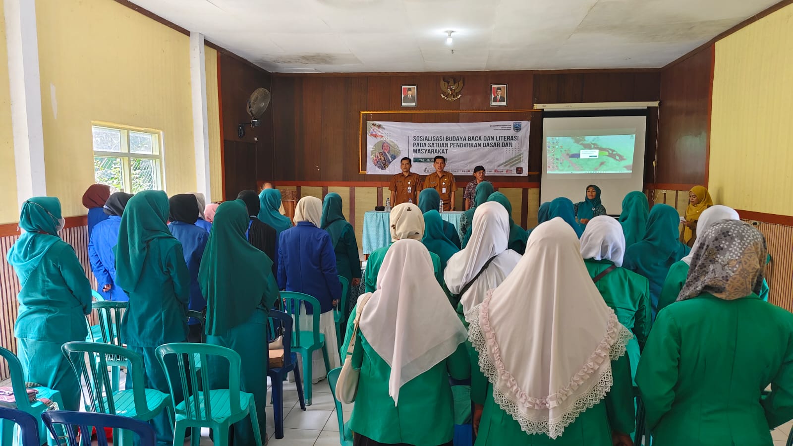 Dinas Perpustakaan dan Kearsipan Kabupaten Probolinggo mengadakan sosialisasi Metode Membaca Nyaring Tahun 2026 di Kecamatan Gading